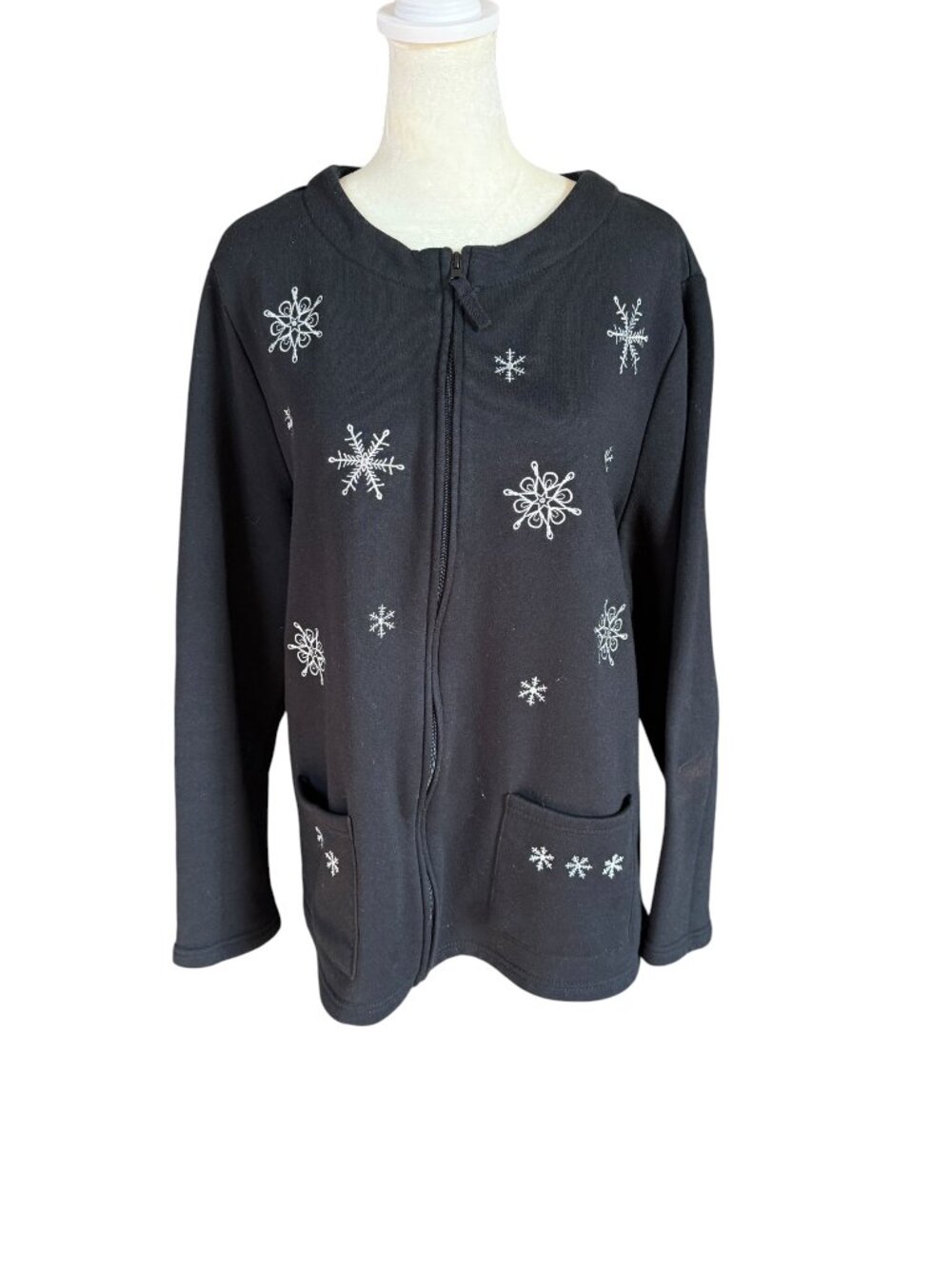 Breckenridge black long sleeve zip up sweater with embellished snowflakes 2X